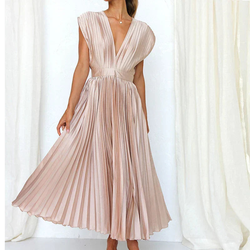 Adele™ - V-neck maxi dress with pleats