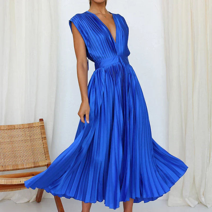 Adele™ - V-neck maxi dress with pleats