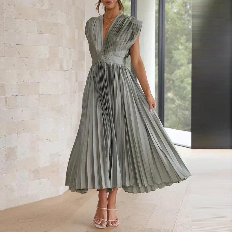 Adele™ - V-neck maxi dress with pleats