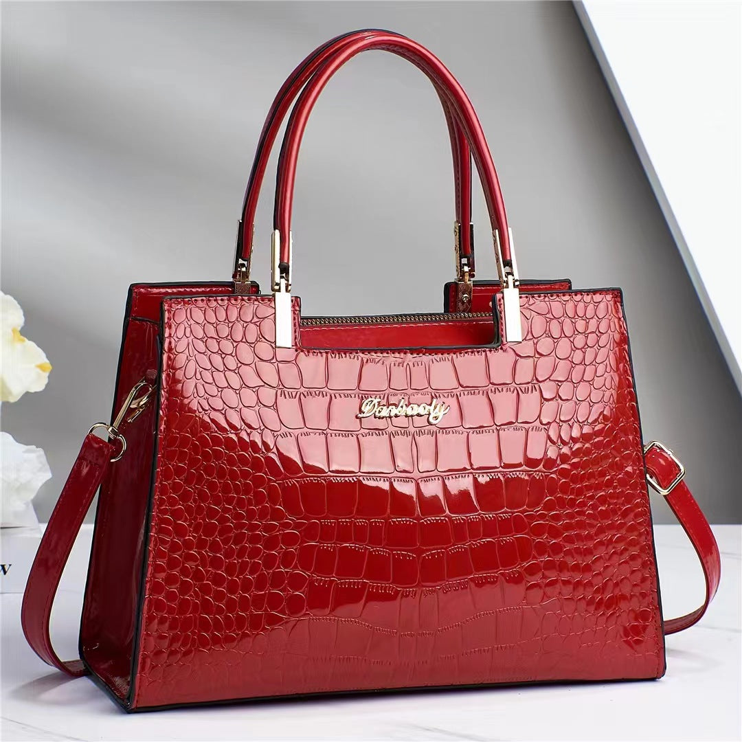 Reverie™ - Shiny Leather Handbag with Crocodile Pattern