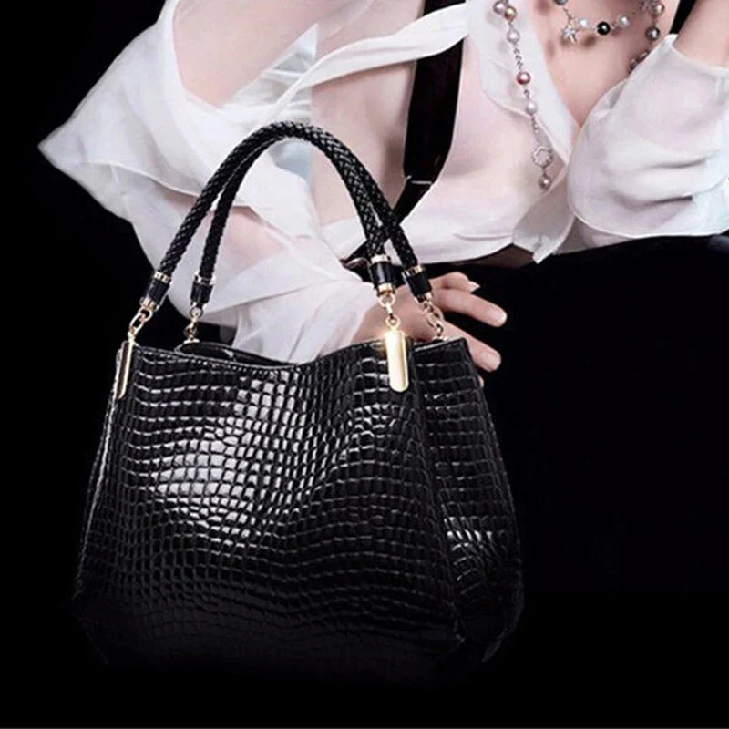 Tessa™ - Stylish Handbag with Crocodile Pattern