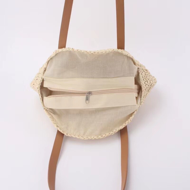 Handcrafted Elegant Multifunctional Straw Handbag